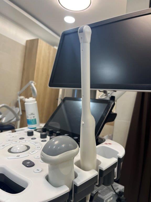 Használt Samsung HS40 ultrahang készülék 3D/4D hasi és 2D hüvelyi fejjel Használt Samsung HS40 ultrahang készülék 3D/4D hasi és 2D hüvelyi fejjel